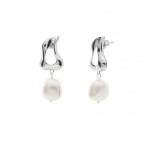 Pendientes largos con perla